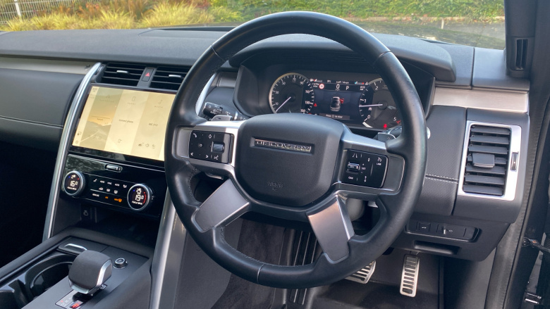 Land Rover Discovery Diesel 3.0 D300 R-Dynamic SE Commercial Auto